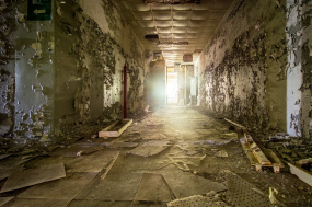 Elhagyatott folyosó Csernobilban